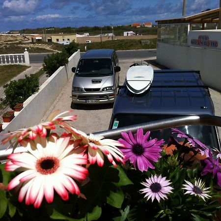 Peniche Surf Lodge 1 ภายนอก รูปภาพ